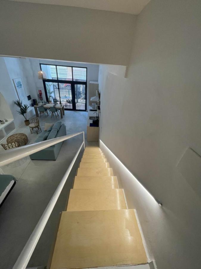Maravilloso Loft Junto A Ciudad De Artes Y Ciencia Apartamento